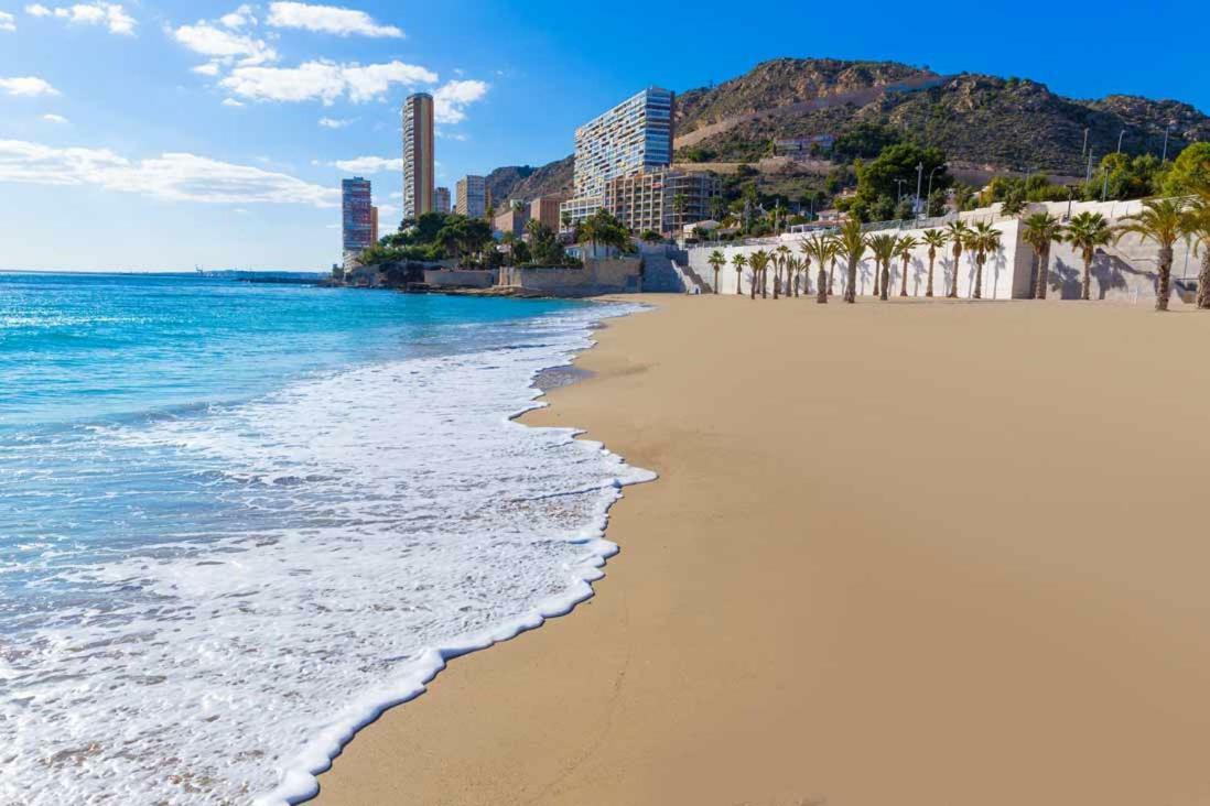 Piso para vacaciones en Alicante Bagian luar foto