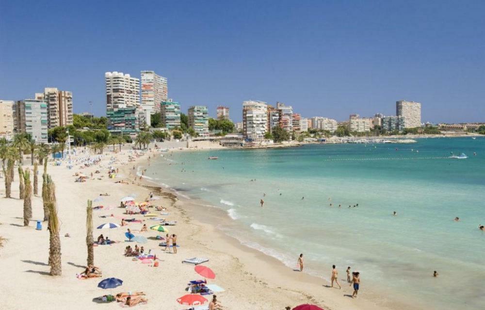 Piso para vacaciones en Alicante Bagian luar foto